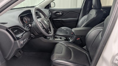 2023 Jeep Cherokee Altitude Lux