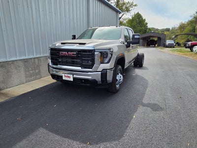 2026 GMC Sierra 3500 HD Chassis Cab Pro