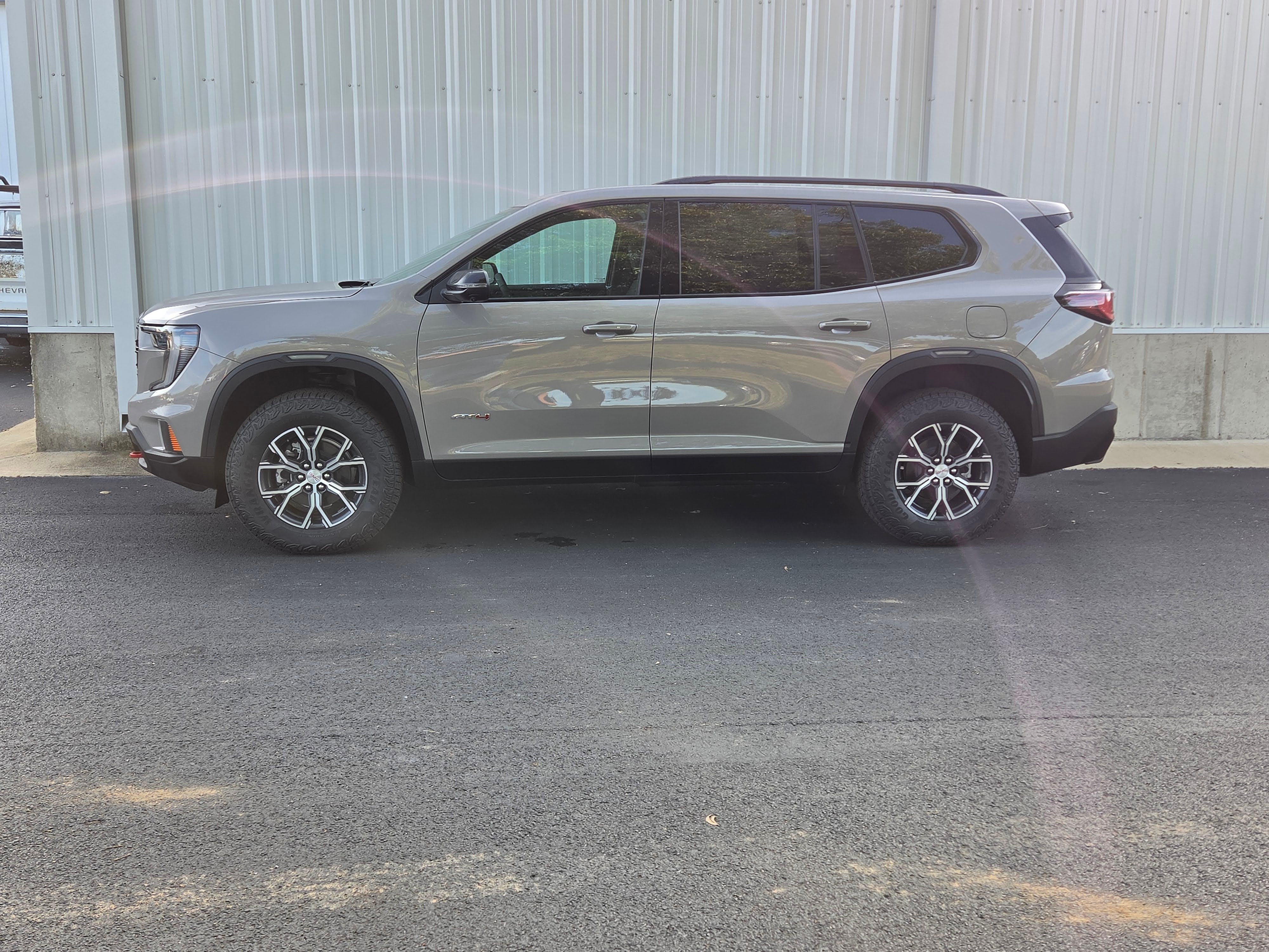 2026 GMC Acadia AT4