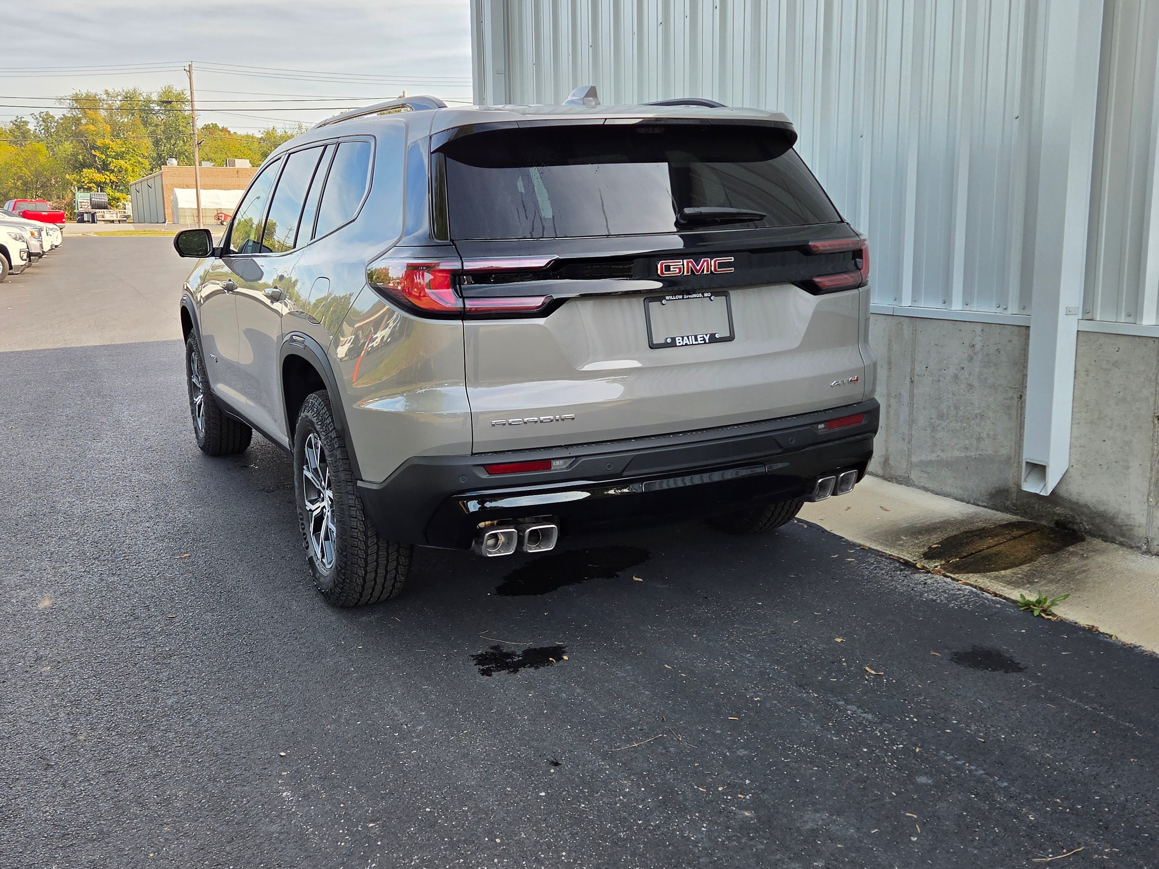 2026 GMC Acadia AT4